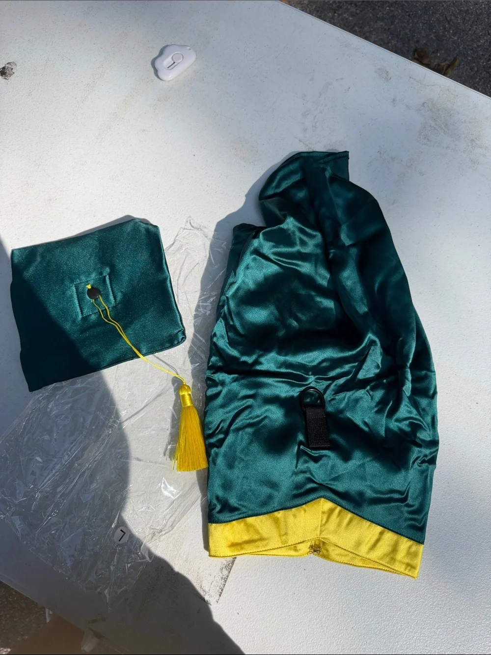 Green and Yellow Dog Graduation Costume with Cap no glasses new unused